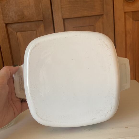 Vintage Corningware “Spice of Life” Casserole Dish With Lid - Picture 6 of 7